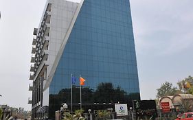 Hotel Signature Grand